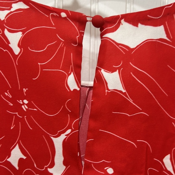Oscar de la Renta red and white silk floral printed blouse - Picture 7 of 7
